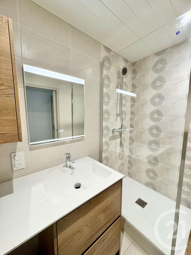 Appartement T3 à louer - 3 pièces - 75,79 m2 - Rodez - 12 - MIDI-PYRENEES