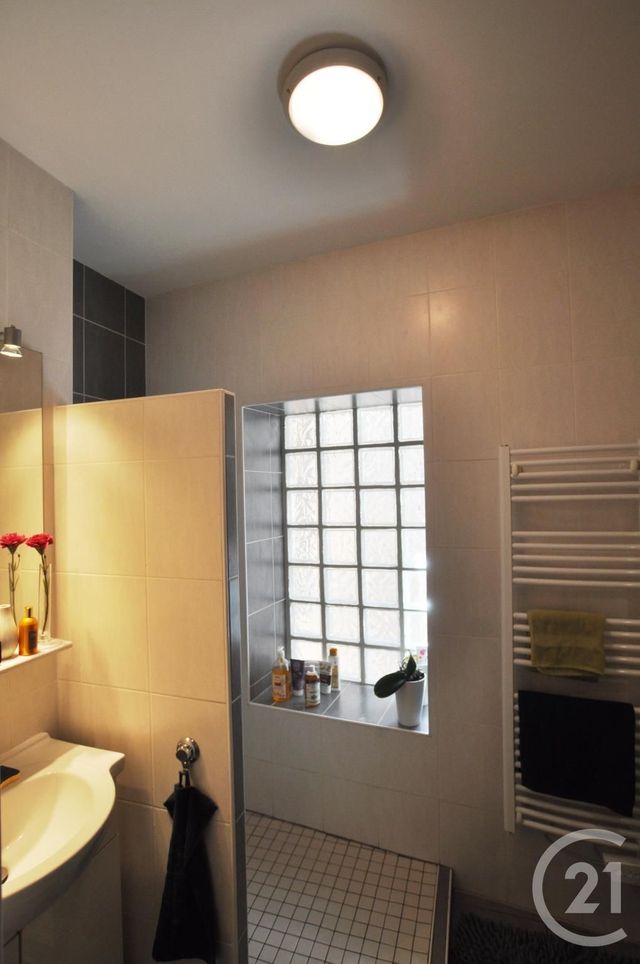 Appartement F2 &agrave; louer - 2 pi&egrave;ces - 39,77 m2 - Rodez - 12 - MIDI-PYRENEES