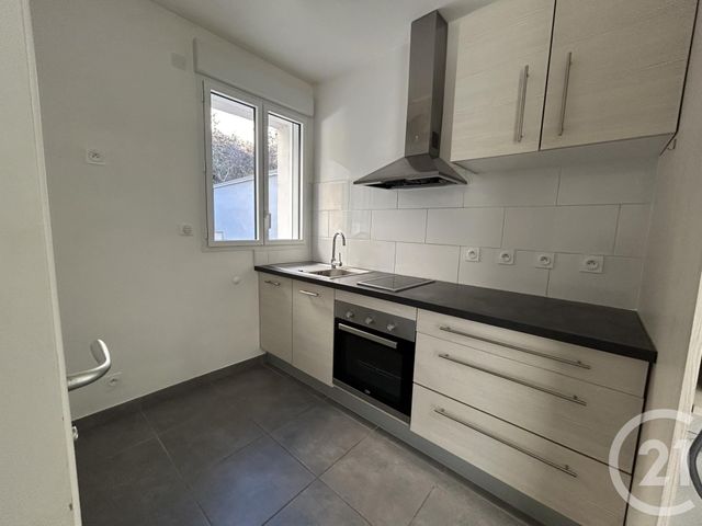 Appartement F2 &agrave; louer - 2 pi&egrave;ces - 44 m2 - Rodez - 12 - MIDI-PYRENEES