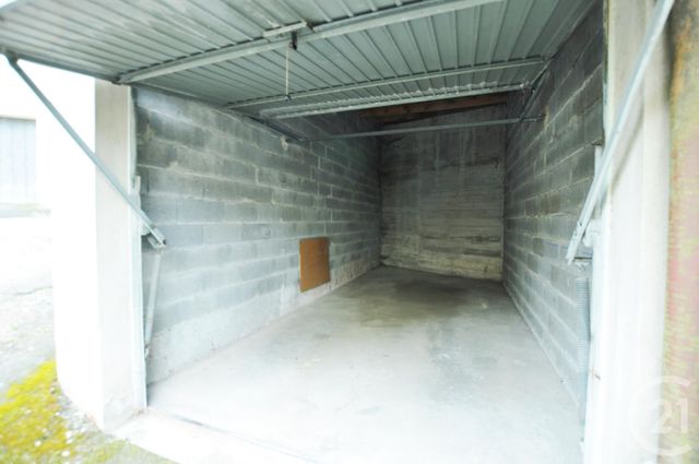 parking - RODEZ - 12