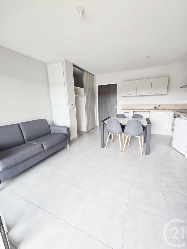 Appartement T2 &agrave; louer - 2 pi&egrave;ces - 35,65 m2 - Rodez - 12 - MIDI-PYRENEES