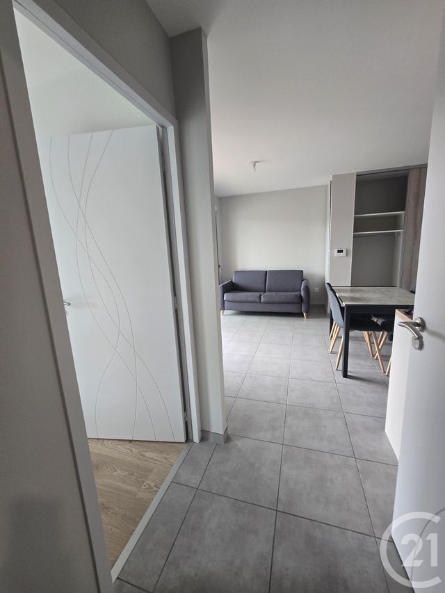 Appartement T2 &agrave; louer - 2 pi&egrave;ces - 35,65 m2 - Rodez - 12 - MIDI-PYRENEES