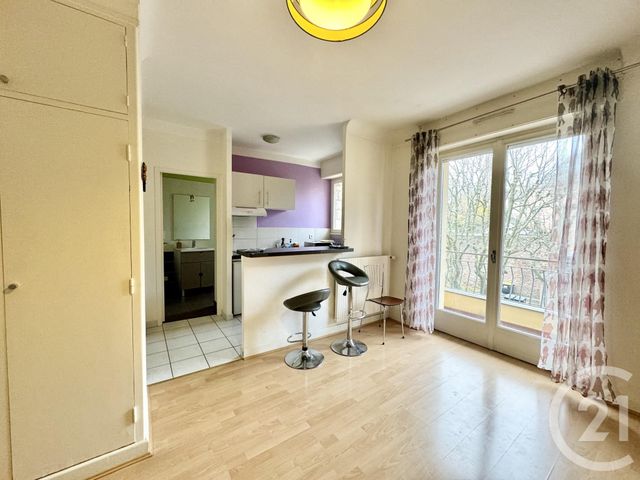 Appartement T1 &agrave; louer - 1 pi&egrave;ce - 28,12 m2 - Rodez - 12 - MIDI-PYRENEES