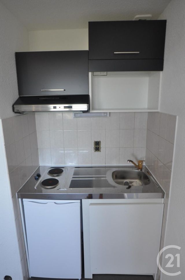 Appartement F1 &agrave; louer - 1 pi&egrave;ce - 17,50 m2 - Rodez - 12 - MIDI-PYRENEES
