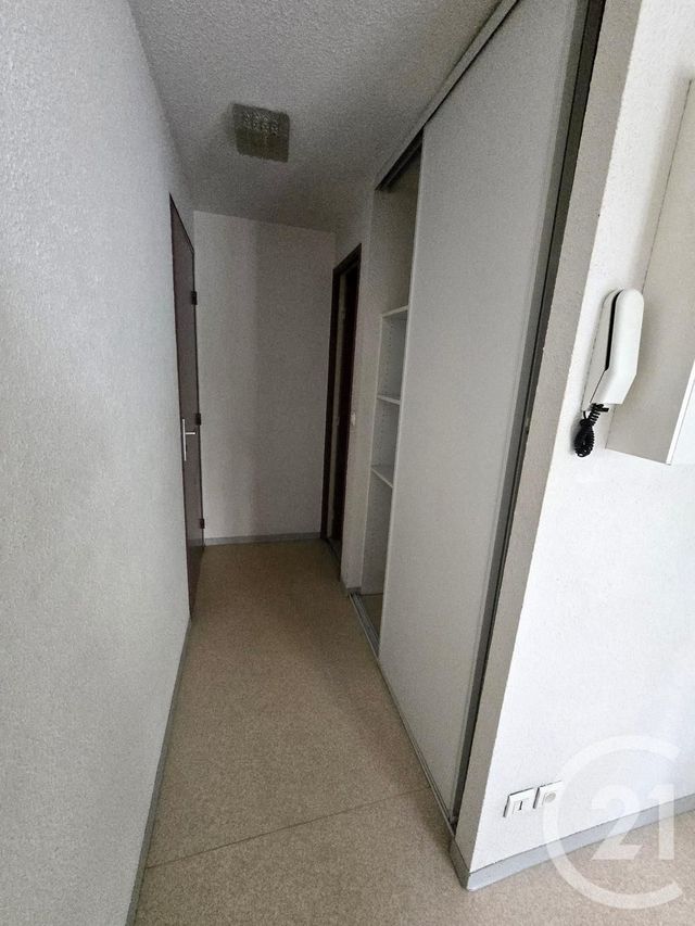 Appartement Studio &agrave; louer - 1 pi&egrave;ce - 21,18 m2 - Rodez - 12 - MIDI-PYRENEES