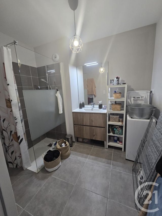 Appartement T2 &agrave; louer - 2 pi&egrave;ces - 50,10 m2 - Rodez - 12 - MIDI-PYRENEES
