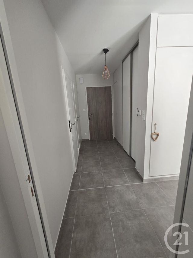 Appartement T2 &agrave; louer - 2 pi&egrave;ces - 50,10 m2 - Rodez - 12 - MIDI-PYRENEES