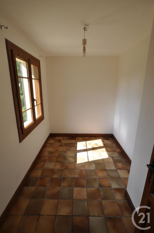 Maison &agrave; louer - 7 pi&egrave;ces - 192 m2 - Pont De Salars - 12 - MIDI-PYRENEES