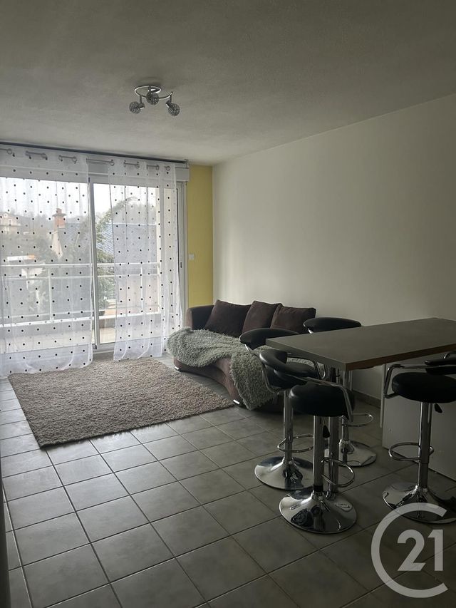 Appartement T1 &agrave; louer - 2 pi&egrave;ces - 35,59 m2 - Le Monastere - 12 - MIDI-PYRENEES