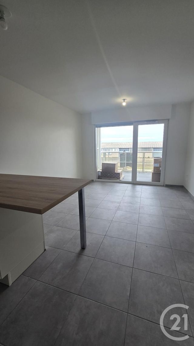 Appartement F2 &agrave; louer - 2 pi&egrave;ces - 43,65 m2 - Flavin - 12 - MIDI-PYRENEES