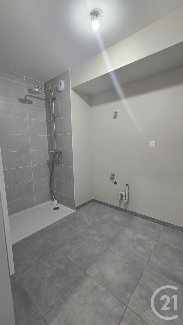 Appartement F2 &agrave; louer - 2 pi&egrave;ces - 43,65 m2 - Flavin - 12 - MIDI-PYRENEES
