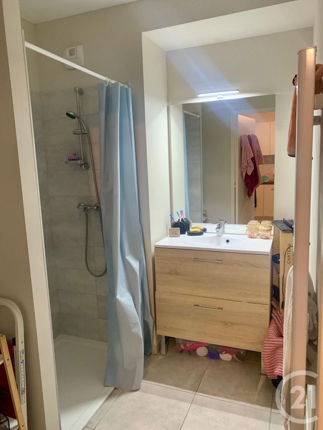 Appartement T2 &agrave; louer - 2 pi&egrave;ces - 35,16 m2 - Onet Le Chateau - 12 - MIDI-PYRENEES