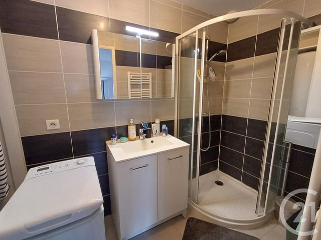 Appartement T2 &agrave; louer - 2 pi&egrave;ces - 45 m2 - Rodez - 12 - MIDI-PYRENEES