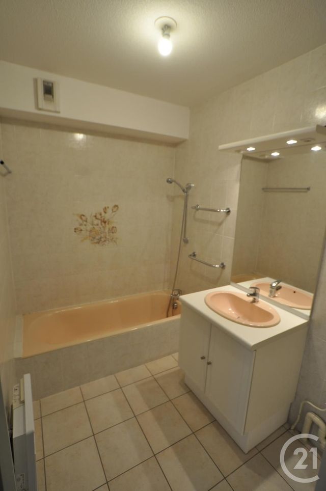 Appartement F3 &agrave; louer - 3 pi&egrave;ces - 67,30 m2 - Olemps - 12 - MIDI-PYRENEES