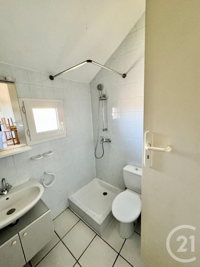 Appartement Studio &agrave; louer - 1 pi&egrave;ce - 27 m2 - Rodez - 12 - MIDI-PYRENEES