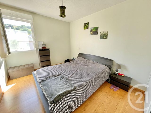 Appartement F3 &agrave; louer - 3 pi&egrave;ces - 67,28 m2 - St Christophe Vallon - 12 - MIDI-PYRENEES