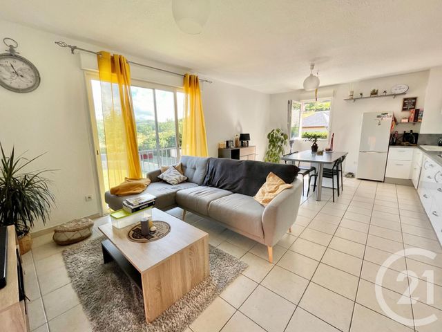 Appartement F3 &agrave; louer - 3 pi&egrave;ces - 67,28 m2 - St Christophe Vallon - 12 - MIDI-PYRENEES