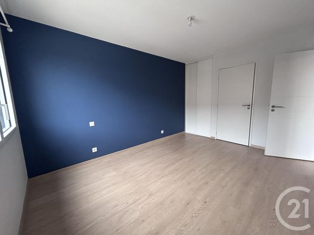 Appartement F2 &agrave; louer - 2 pi&egrave;ces - 46,40 m2 - Luc La Primaube - 12 - MIDI-PYRENEES