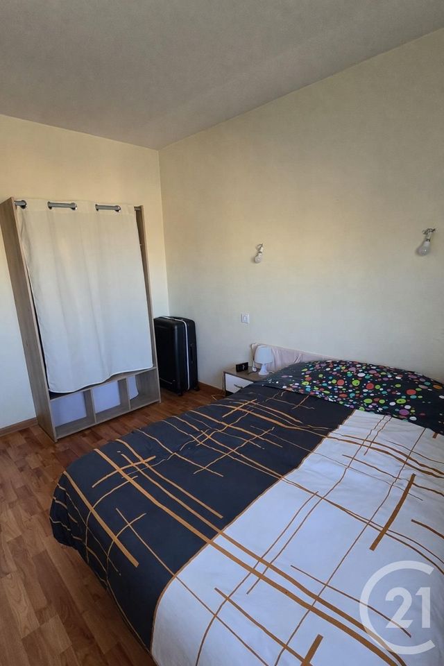 Appartement &agrave; louer - 2 pi&egrave;ces - 31,04 m2 - Rodez - 12 - MIDI-PYRENEES