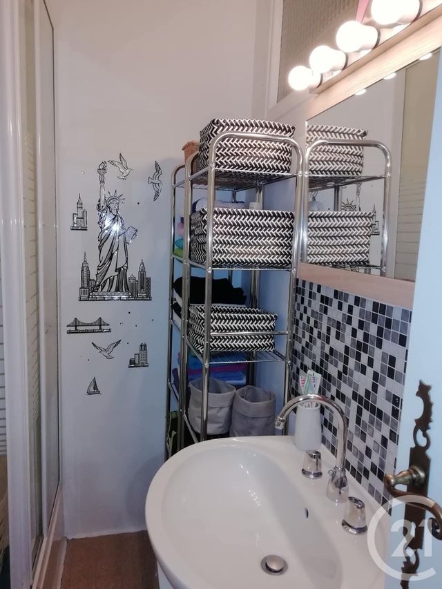 Appartement F2 &agrave; louer - 2 pi&egrave;ces - 43,89 m2 - Rodez - 12 - MIDI-PYRENEES