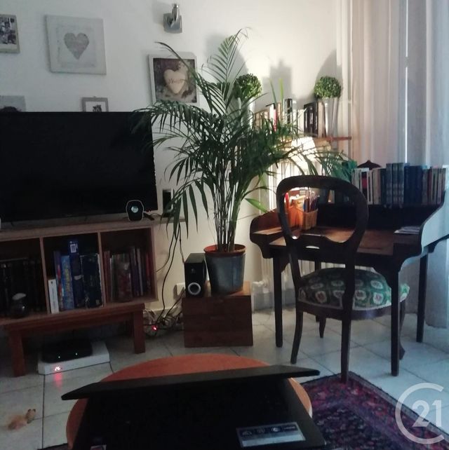 Appartement F2 &agrave; louer - 2 pi&egrave;ces - 43,89 m2 - Rodez - 12 - MIDI-PYRENEES