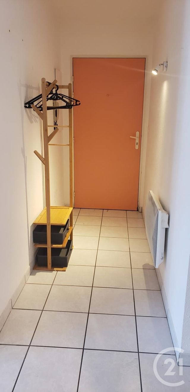 Appartement &agrave; louer - 2 pi&egrave;ces - 36,66 m2 - Rodez - 12 - MIDI-PYRENEES