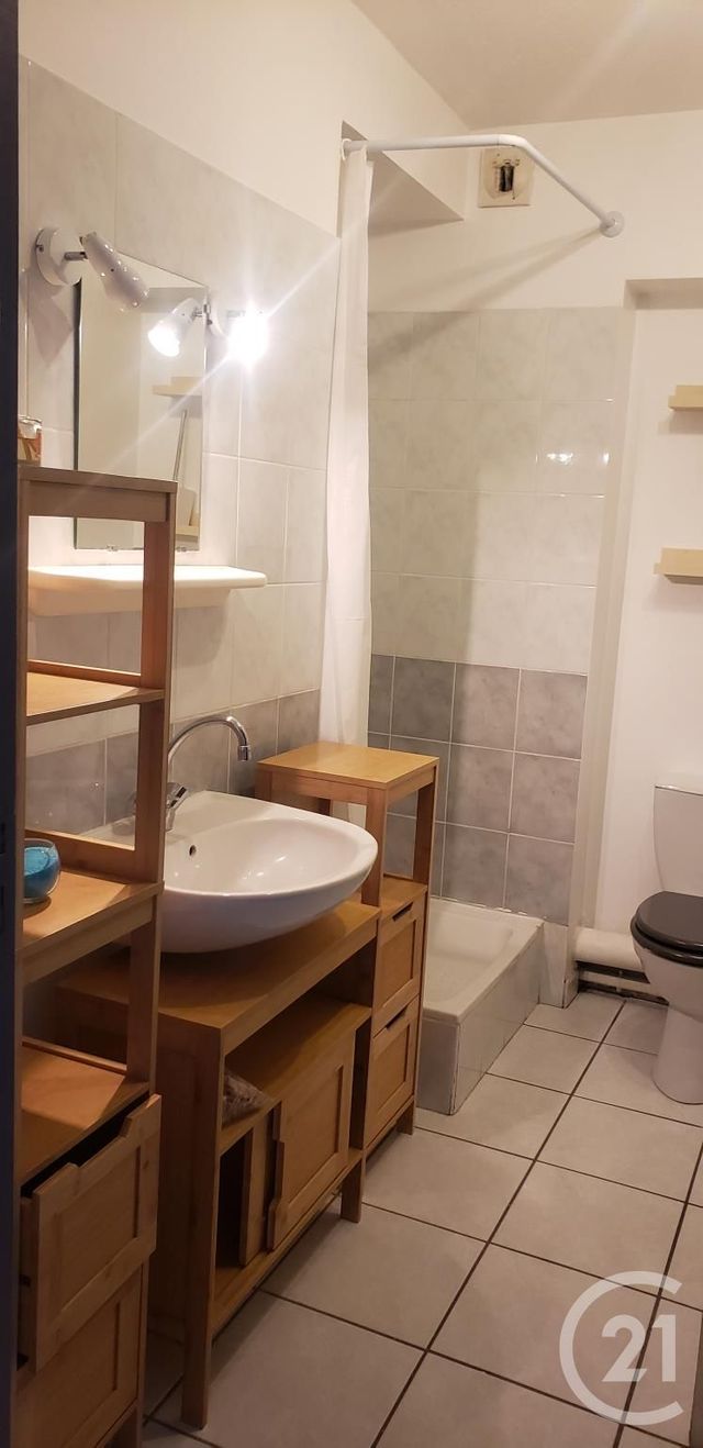 Appartement &agrave; louer - 2 pi&egrave;ces - 36,66 m2 - Rodez - 12 - MIDI-PYRENEES