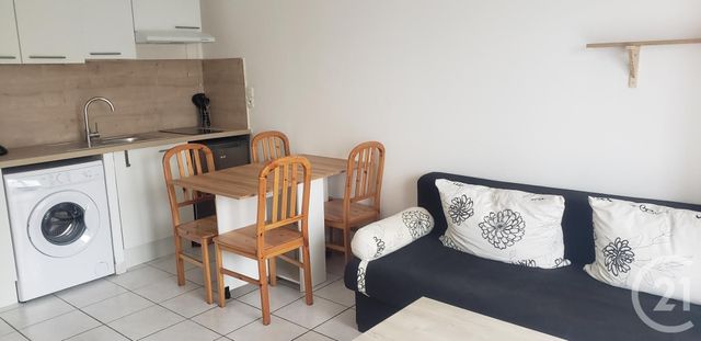 Appartement &agrave; louer - 2 pi&egrave;ces - 36,66 m2 - Rodez - 12 - MIDI-PYRENEES