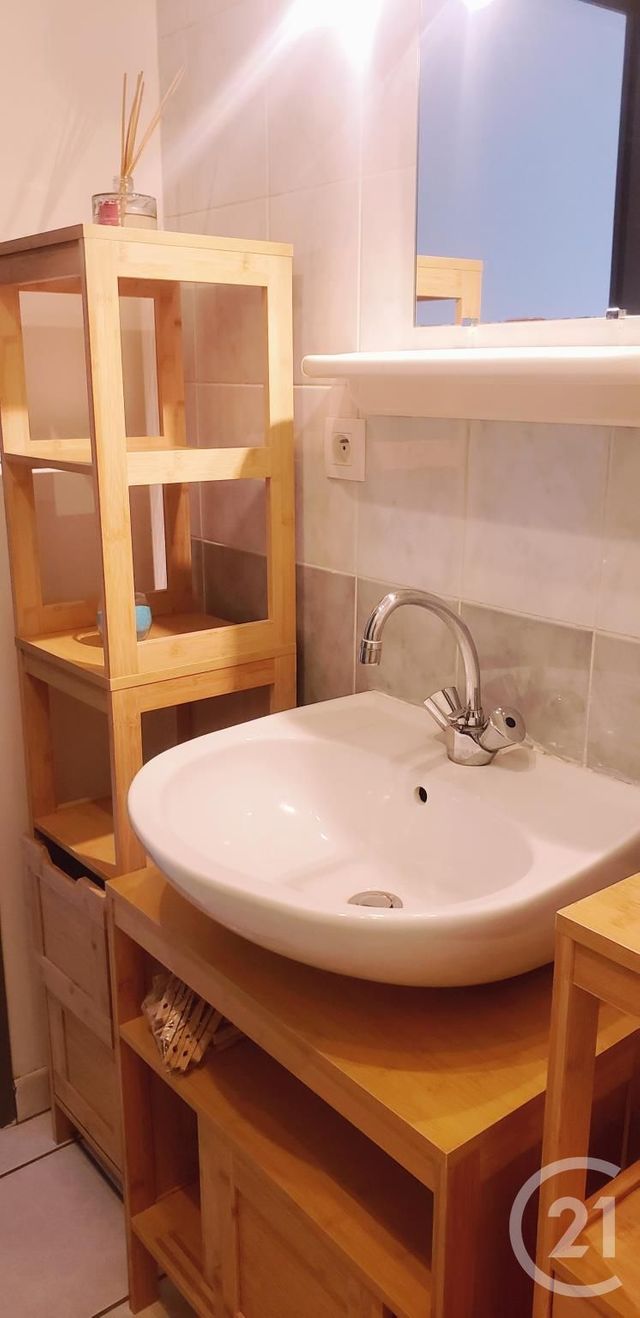 Appartement &agrave; louer - 2 pi&egrave;ces - 36,66 m2 - Rodez - 12 - MIDI-PYRENEES