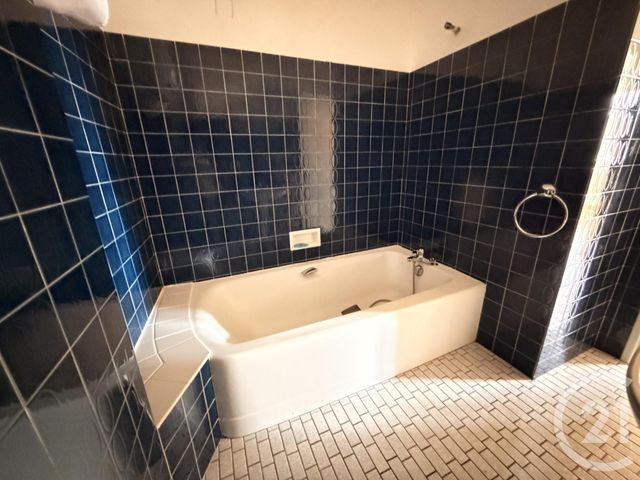 Appartement F3 &agrave; louer - 3 pi&egrave;ces - 68,31 m2 - Rodez - 12 - MIDI-PYRENEES