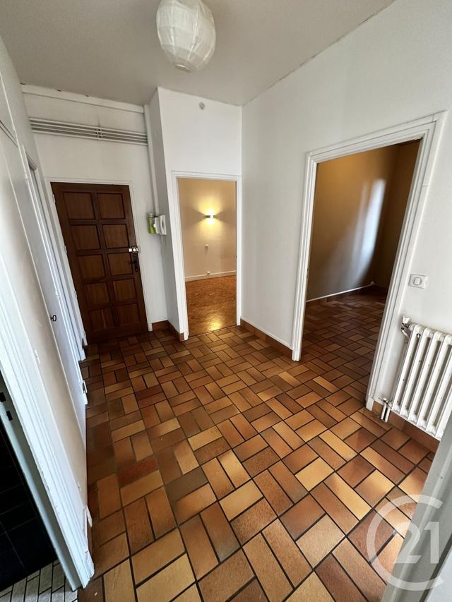 Appartement F3 &agrave; louer - 3 pi&egrave;ces - 68,31 m2 - Rodez - 12 - MIDI-PYRENEES