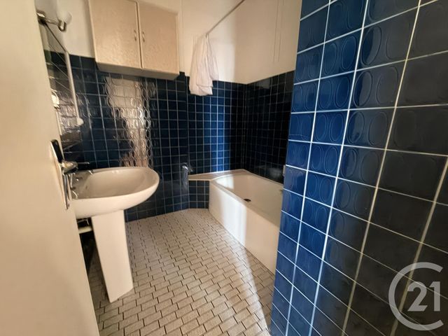 Appartement F3 &agrave; louer - 3 pi&egrave;ces - 68,31 m2 - Rodez - 12 - MIDI-PYRENEES