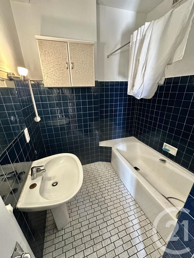 Appartement F3 &agrave; louer - 3 pi&egrave;ces - 68,31 m2 - Rodez - 12 - MIDI-PYRENEES