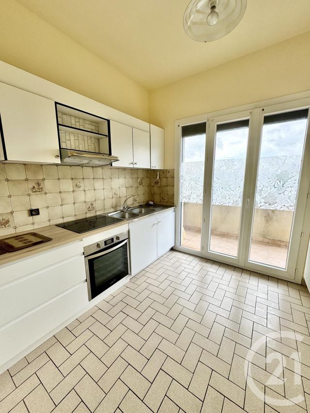 Appartement T2 &agrave; louer - 2 pi&egrave;ces - 41,29 m2 - Baraqueville - 12 - MIDI-PYRENEES