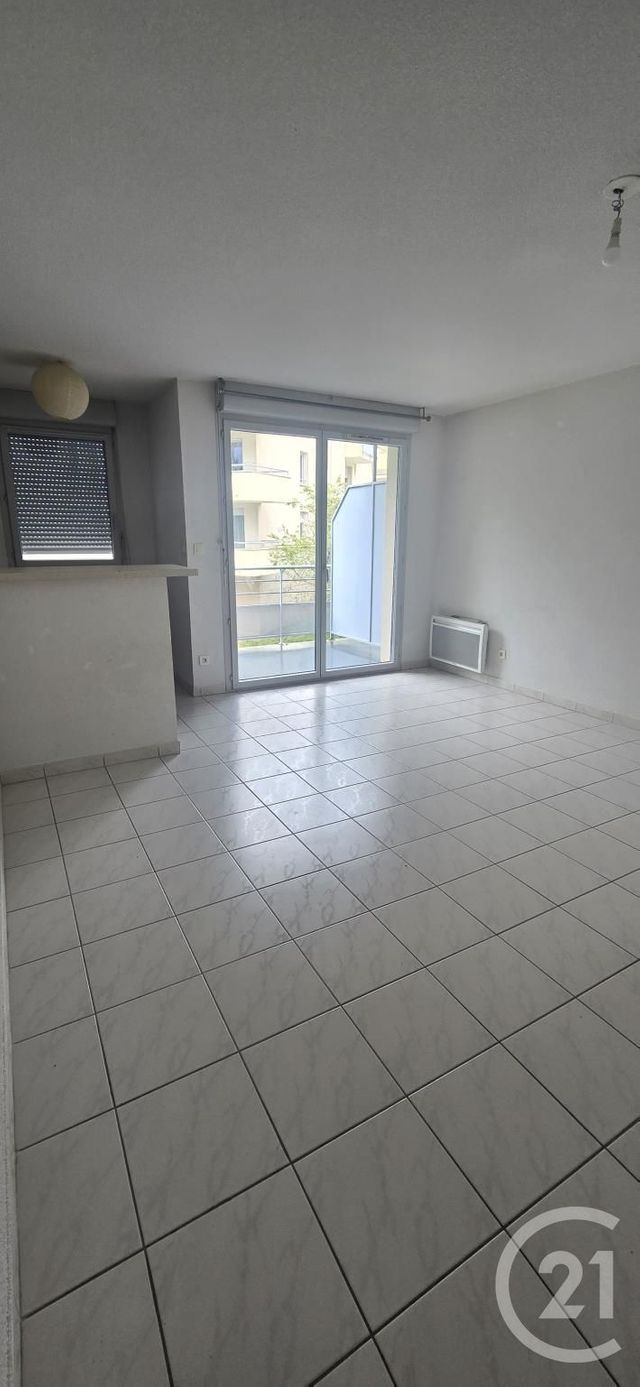 Appartement F2 &agrave; louer - 2 pi&egrave;ces - 45,36 m2 - Rodez - 12 - MIDI-PYRENEES