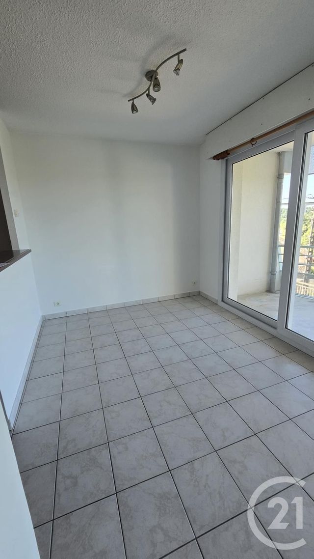 Appartement T2 &agrave; louer - 2 pi&egrave;ces - 51 m2 - Rodez - 12 - MIDI-PYRENEES