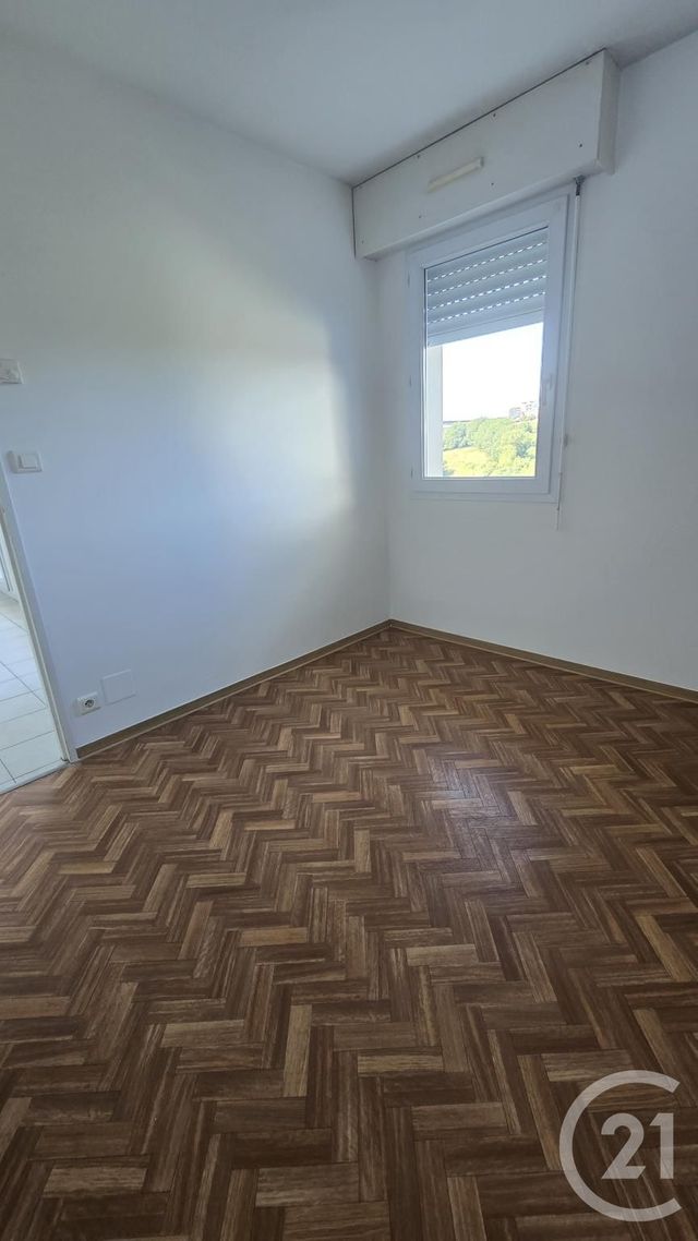 Appartement T2 &agrave; louer - 2 pi&egrave;ces - 51 m2 - Rodez - 12 - MIDI-PYRENEES