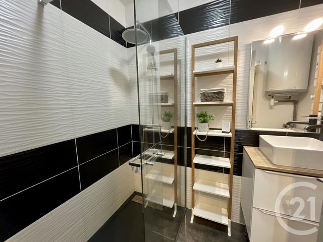 Appartement T2 &agrave; louer - 2 pi&egrave;ces - 44,76 m2 - Rodez - 12 - MIDI-PYRENEES