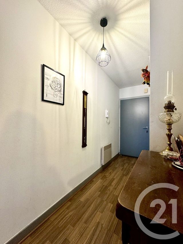Appartement T2 &agrave; vendre - 2 pi&egrave;ces - 67,49 m2 - Luc La Primaube - 12 - MIDI-PYRENEES