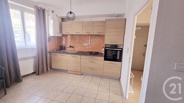 Appartement T2 &agrave; louer - 2 pi&egrave;ces - 42,72 m2 - Rodez - 12 - MIDI-PYRENEES
