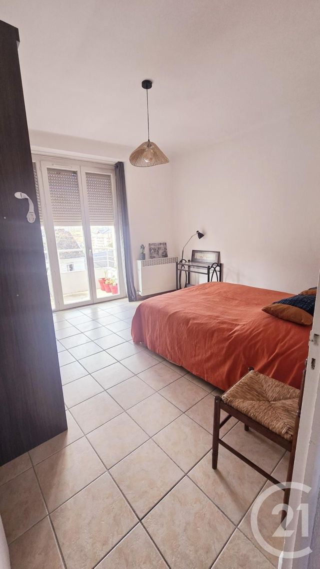 Appartement T2 &agrave; louer - 2 pi&egrave;ces - 42,72 m2 - Rodez - 12 - MIDI-PYRENEES
