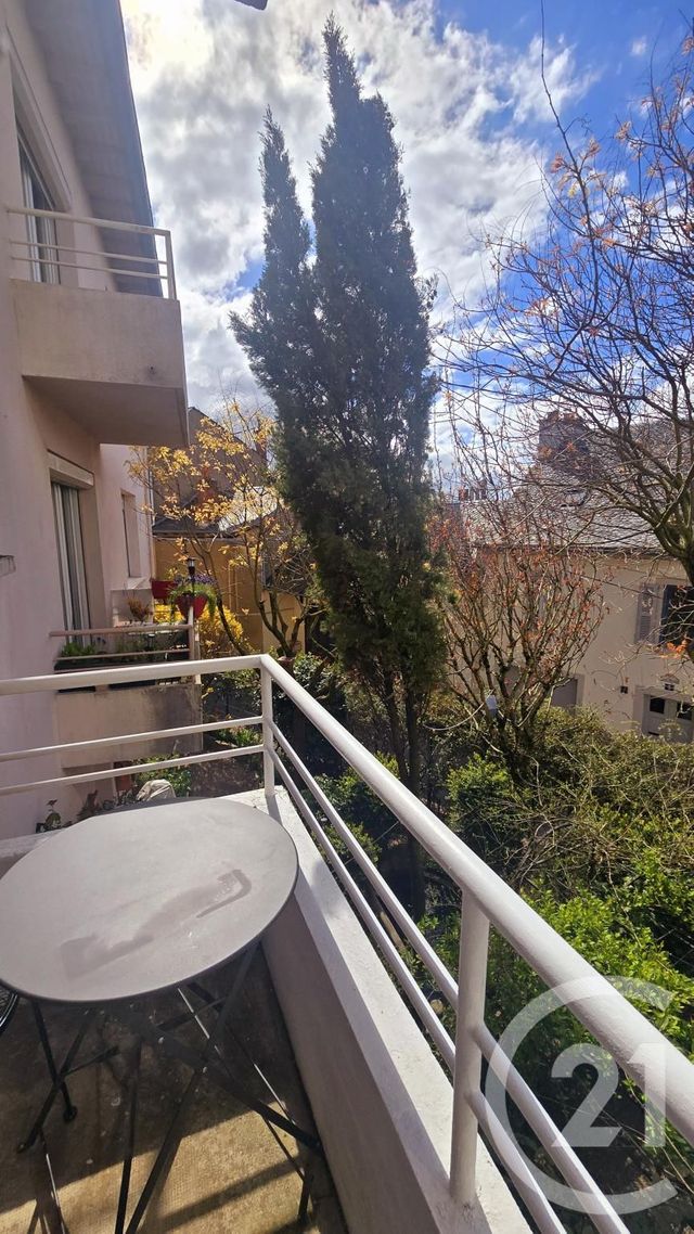 Appartement T2 &agrave; louer - 2 pi&egrave;ces - 42,72 m2 - Rodez - 12 - MIDI-PYRENEES