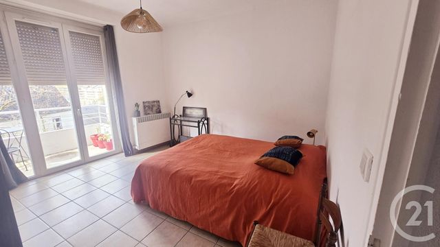 Appartement T2 &agrave; louer - 2 pi&egrave;ces - 42,72 m2 - Rodez - 12 - MIDI-PYRENEES