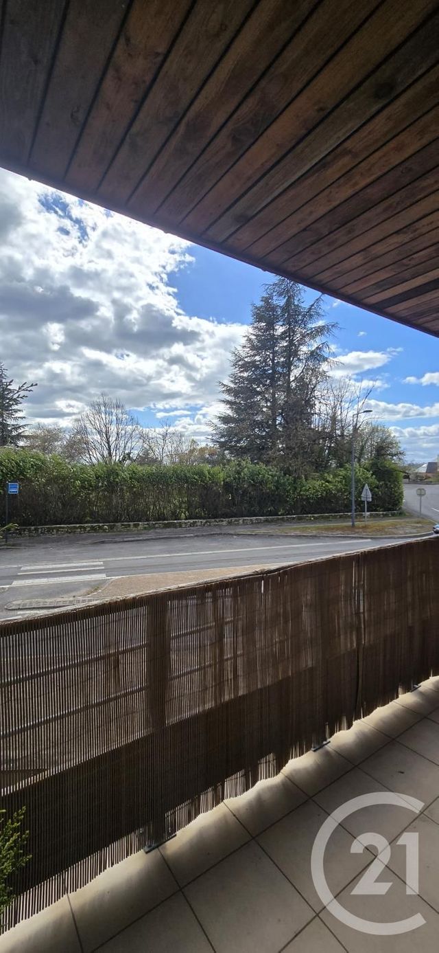 Appartement F3 &agrave; louer - 3 pi&egrave;ces - 70,30 m2 - Sebazac Concoures - 12 - MIDI-PYRENEES