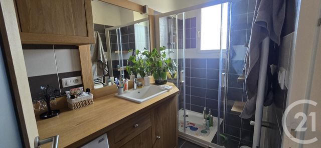 Appartement F3 &agrave; louer - 3 pi&egrave;ces - 70,30 m2 - Sebazac Concoures - 12 - MIDI-PYRENEES