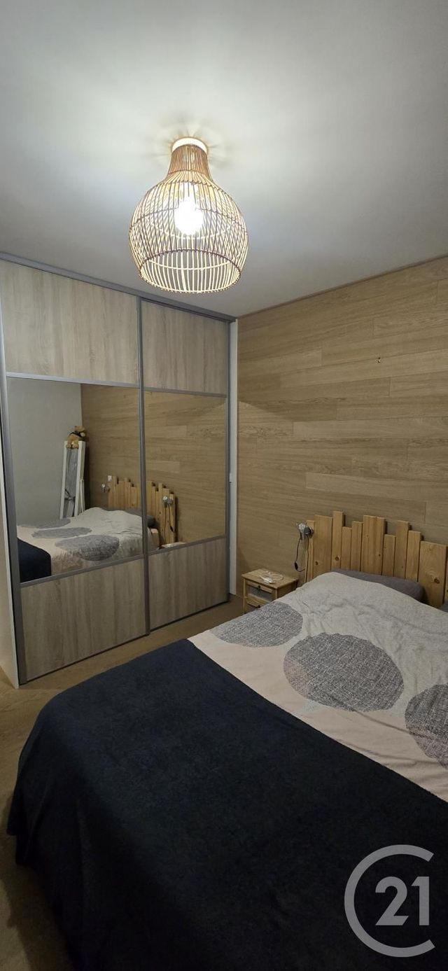 Appartement F3 &agrave; louer - 3 pi&egrave;ces - 70,30 m2 - Sebazac Concoures - 12 - MIDI-PYRENEES