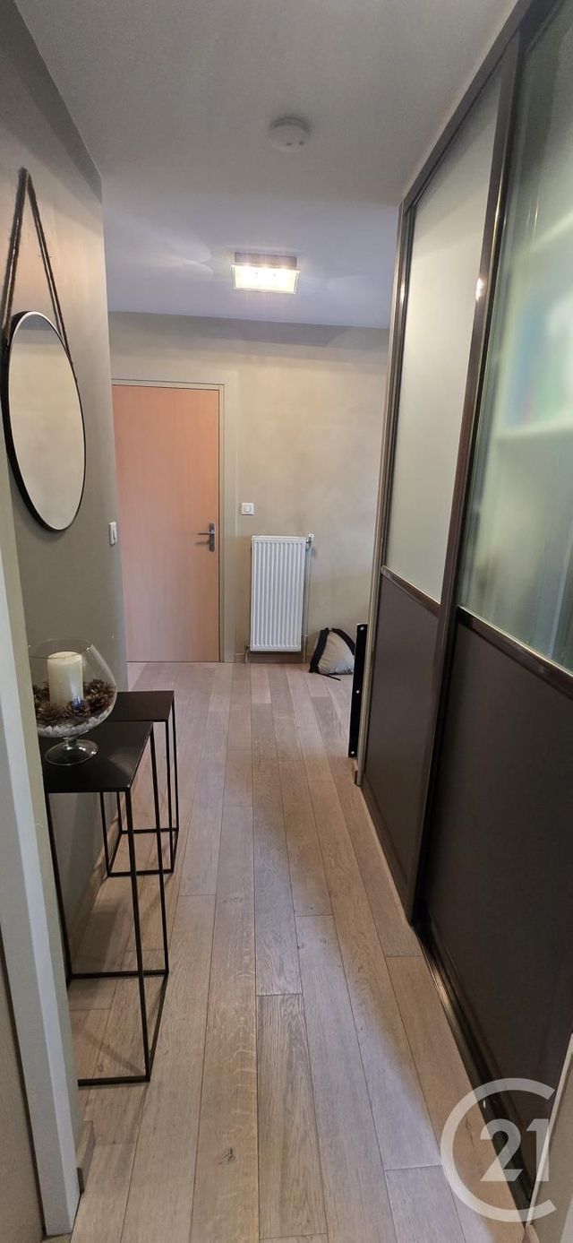 Appartement F3 &agrave; louer - 3 pi&egrave;ces - 70,30 m2 - Sebazac Concoures - 12 - MIDI-PYRENEES