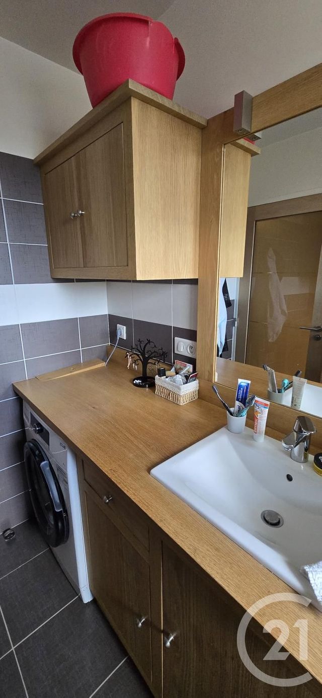 Appartement F3 &agrave; louer - 3 pi&egrave;ces - 70,30 m2 - Sebazac Concoures - 12 - MIDI-PYRENEES