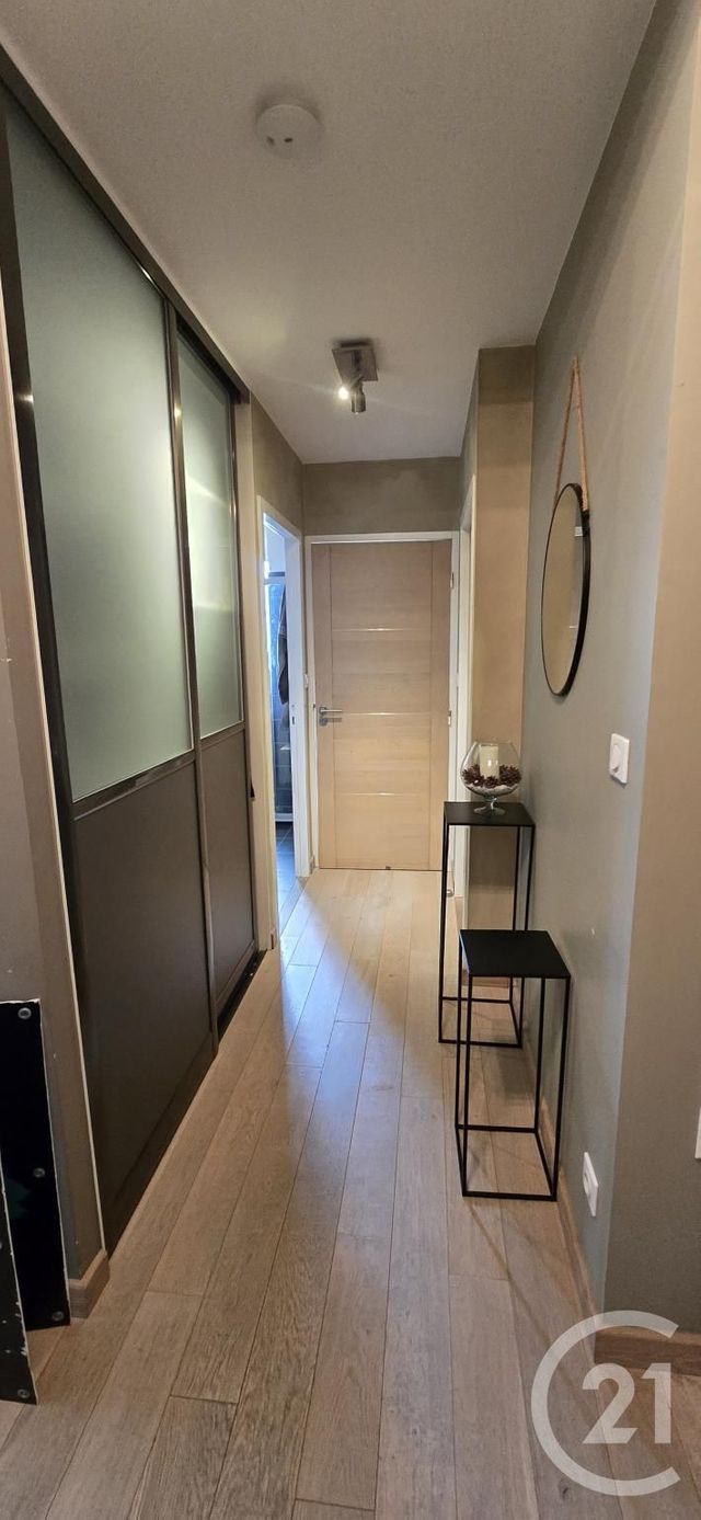 Appartement F3 &agrave; louer - 3 pi&egrave;ces - 70,30 m2 - Sebazac Concoures - 12 - MIDI-PYRENEES