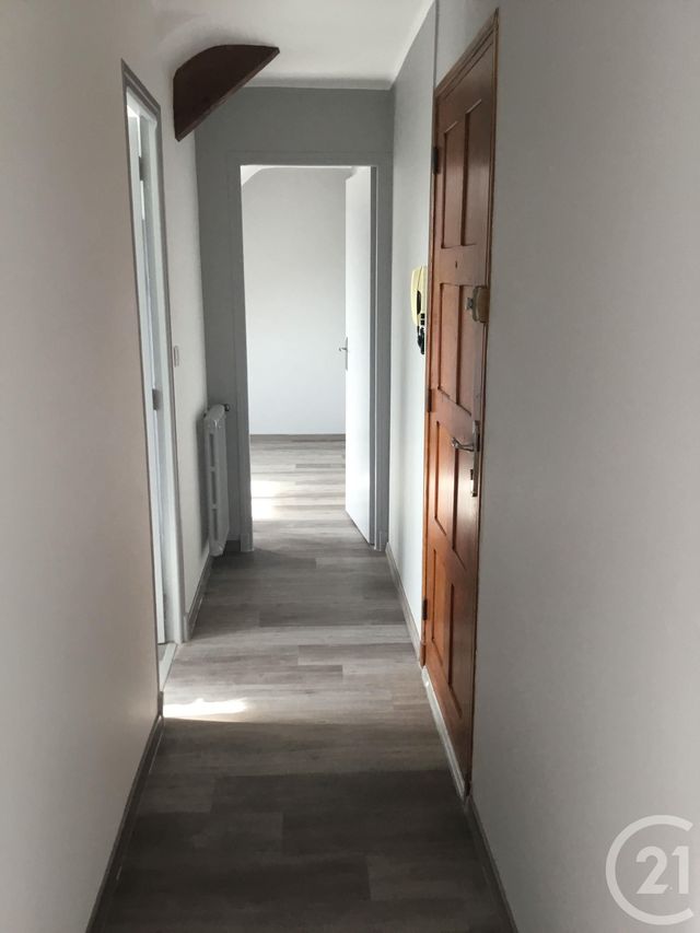 Appartement &agrave; louer - 2 pi&egrave;ces - 28,37 m2 - Rodez - 12 - MIDI-PYRENEES